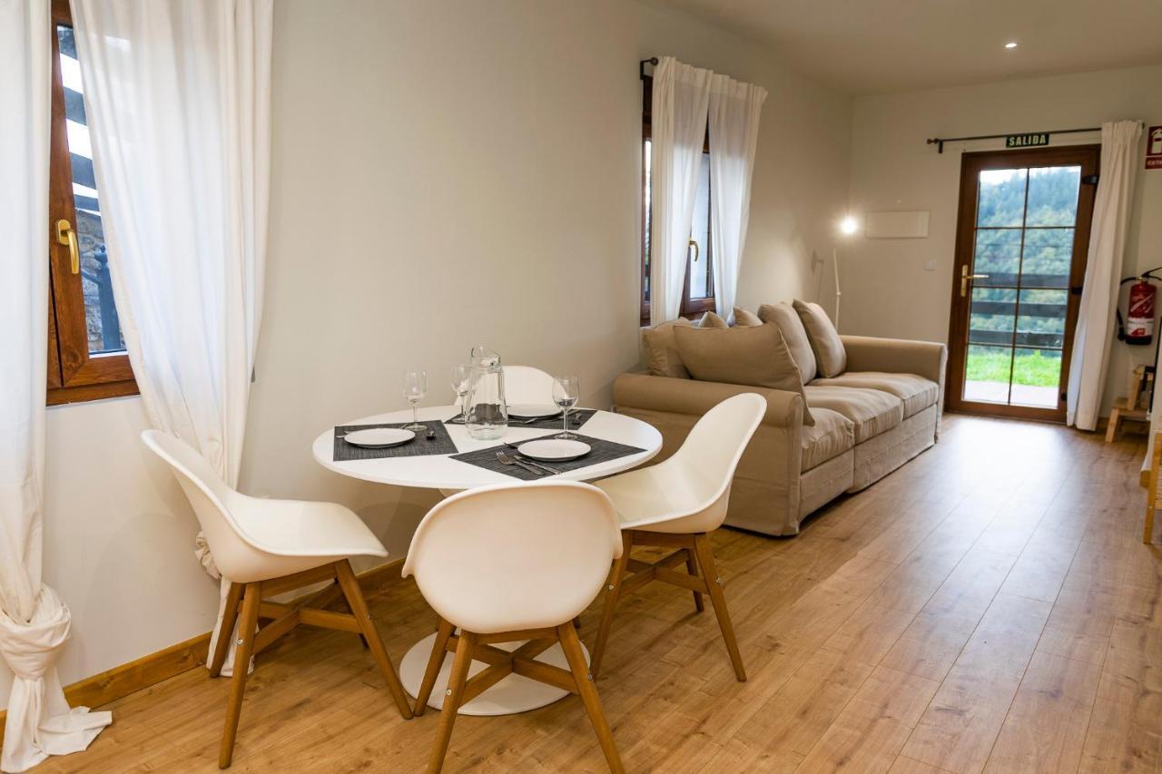 Apartamentos Los Picos De Europa Colio 객실 사진